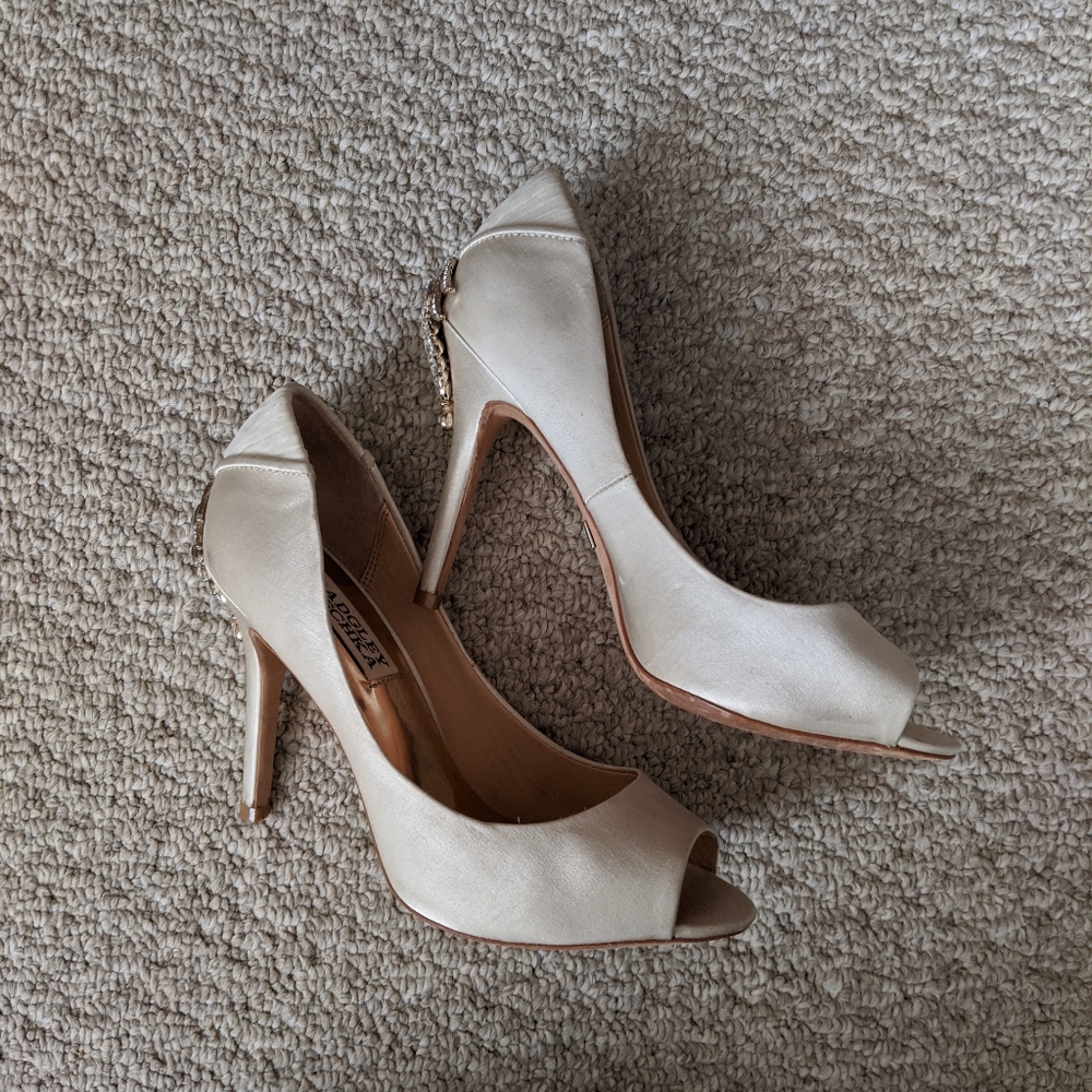 Badgley Mischka open toe wedding pump - Picture 5 of 10